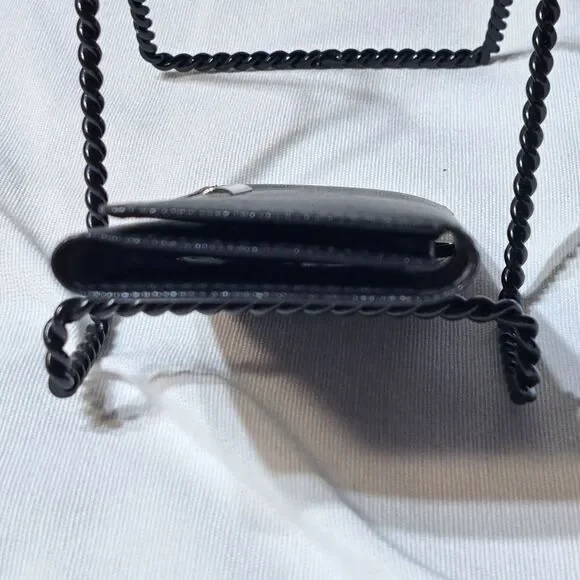 Burberry Black and Cream Key Holder - Picture 9 of 15